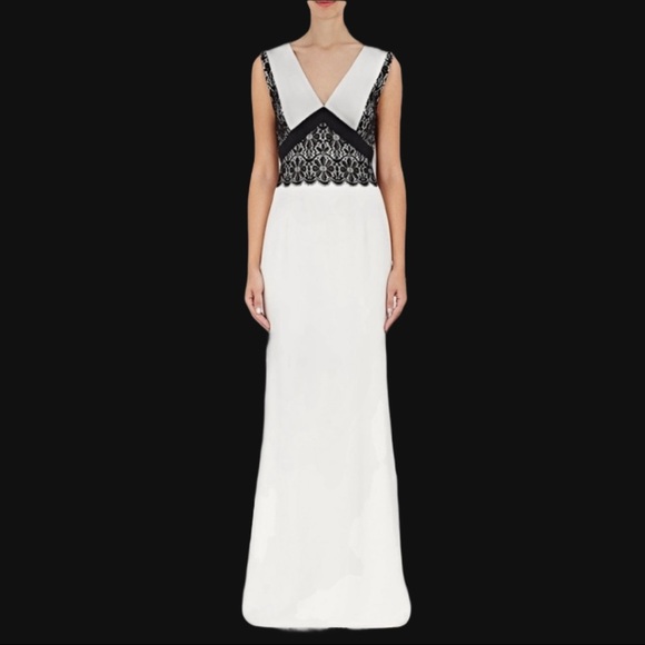 New J. Mendel lace crepe mermaid  train gown - Picture 1 of 8